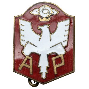 Polonia in the USA, Patriotic badge with eagle and letters AP