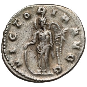 Valerián (253-260 n. l.) Antonín, Řím