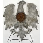 Polonia in den USA, Patriotischer Adler mit Bild von Jozef Pilsudski auf der Brust - Universal Pat. Neuheit.co. Anhänger