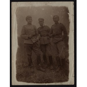 [Legiony Polskie] Fotografia ułanów 2. Pułku Ułanów Legionów Polskich. Gradysk [Hradysk, Ukraina]. 4 VI 1916.