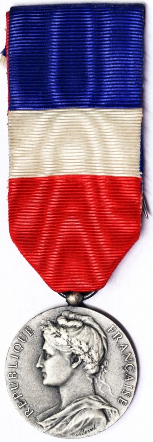 Francja, Czwarta Republika (1946-1958), Medal 1954