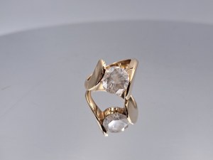 Złoty pierścionek - Duży Diament 2,39ct - Certyfikat i Wycena na 45800zł