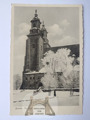 Gniezno, Gnesen, cathedral, winter, circa 1940.