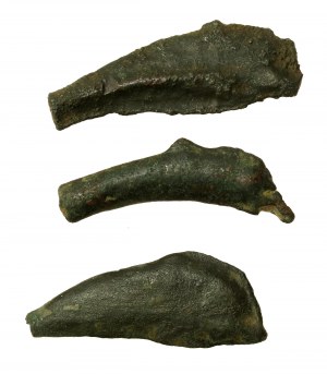 Grèce, Olbia set of 3 dolphin-shaped paydolls 5th to 6th century BC. (79)