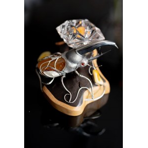 Candlestick decorated with silver and bourbon