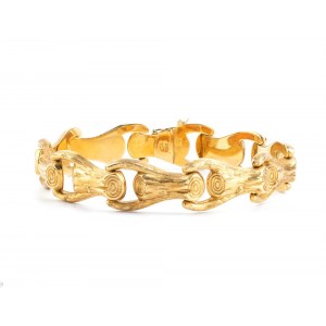 Gold bracelet in a trunk motif