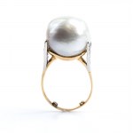 diamond baroque pearl gold ring