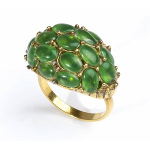 Chrysoprase gold ring