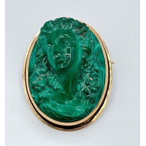Brooch - pendant with malachite cameo