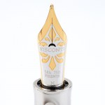VISCONTI OPERA: fountain pen with 18k gold M nib