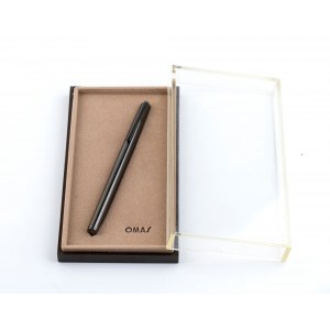 OMAS: fountain pen with M nib