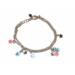 Bracelet with flowers