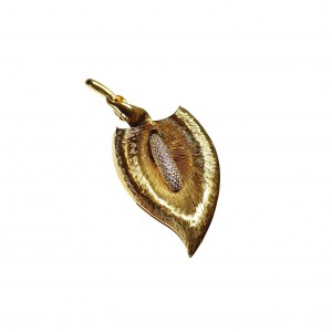 Lily brooch