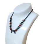 Vintage náhrdelník (hematit, malachit, korál)