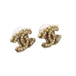 Pozlacené perlové náušnice, model s logem CC, Chanel (bílé)