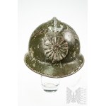 2 W¶ Adrian helmet of the Peruvian Army M 34