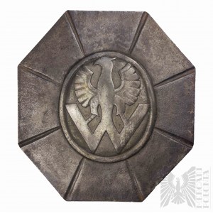 II RP Grande distintivo in ghisa Prigionieri dell'idea - Associazione dei legionari polacchi di Końskie