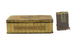 [Poznan] Boîte en fer-blanc originale de la fabrique de cigarettes PATRIA pour 100 cigarettes SEFER-PASCHA No. 3 1/2[W].