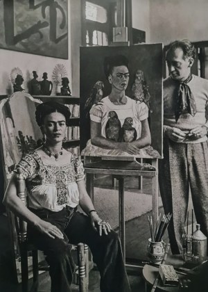 Frida Kahlo (1907-1954), Autoportrét s papagájmi