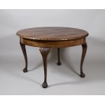 Chippendale type furniture set