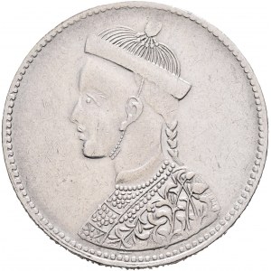 1 rupia ( sečuánska rupia ) 1911-1933 V mene GUANGXU Obdobie Ganden Phodrang malé poprsie s golierom vertikálna rozeta