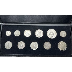 Posten von 11 Münzen Silber von ½ bis 5 Mark verschiedene Staaten und Weimarer Republik. Inklusive Etui