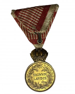 Autriche Hongrie François-Joseph I. SIGNUM LAUDIS ruban de guerre Bronze ROTHE , original etue