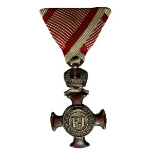 Österreich Ungarn Franz Joseph I. Verdienstkreuz 1849 Dritte Periode vergoldetes Silber, Kriegsband, Originaletikett