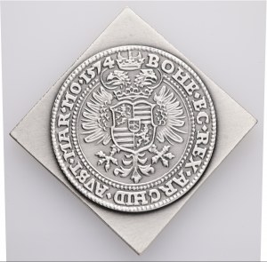 Strieborný certifikát na 1 tolár MAXIMILIÁN II. 1574/2023, dierkovaný, číslovaný 107