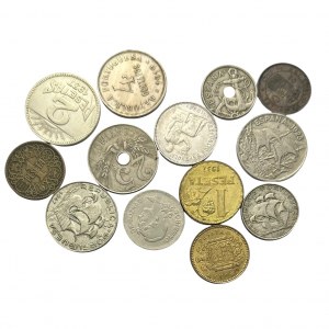 Množstvo 13 mincí rôznych typov a rokov Espana Portugalsko