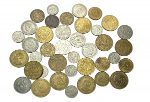 Lot of 39 coins diferent type and years Kenya
