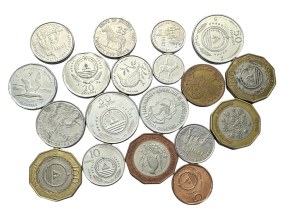 Posten von 19 Münzen verschiedener Art und Jahre Eritrea