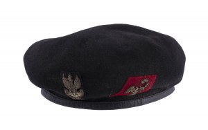 Beret of the senior private of the 4th Armored Regiment Scorpion