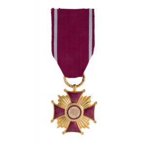 Zestaw medali, krzyży, odznak z okresu PRL