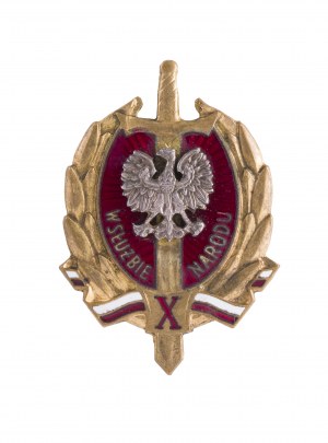 Soubor vyznamenání, znaků a medailí z období komunismu