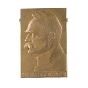 Józef Aumiller (1892-1963), Plakieta z popiersiem Marszałka Józefa Piłsudskiego