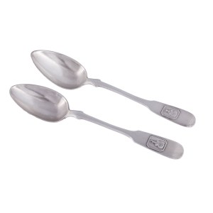 A pair of spoons with the Belin coat of arms