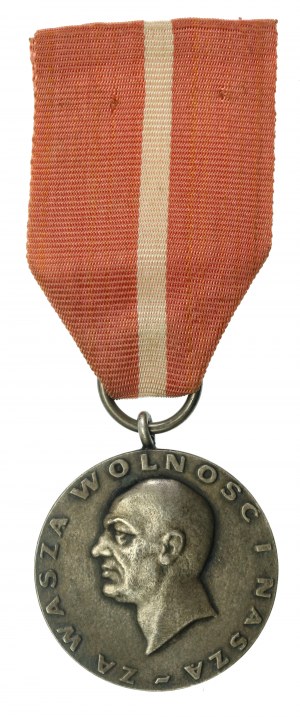 Medal For Your Freedom and Ours (302)