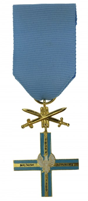 Veteran's Cross to a Prisoner of Communism with swords (313)