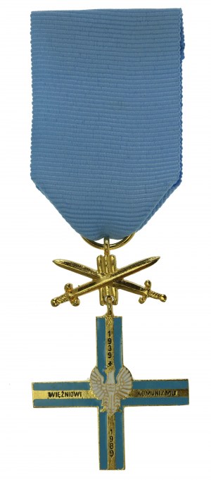 Krzyż Kombatancki Więźniowi Komunizmu z mieczami (313)