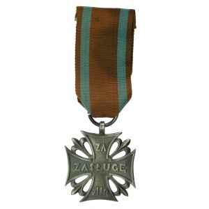 Stříbrný kříž ZHP za zásluhy (314)