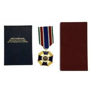Cross of merit for the ZKRP with box and ID card 1999 (606)