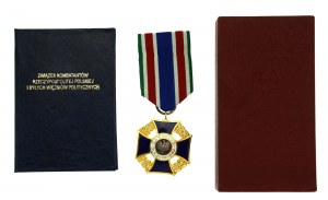 Croce al merito della ZKRP con scatola e scheda 1999 (606)
