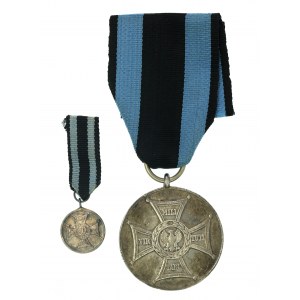 Srebrny Medal Zasłużony na Polu Chwały, wyk. Caritas (611)