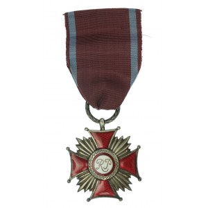 Kommunistische Partei, Silbernes Verdienstkreuz. Münze 1949-1952 (373)
