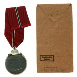 Deutschland, Medaille für den Winterfeldzug im Osten 1941/1942 mit Etui (376)