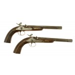 Pair of cap-shaped dueling pistols, 19th century (219)