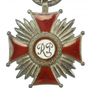 PRL, Croix du Mérite en argent de la République de Pologne avec boîte. Caritas (559)