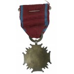 PRL, Silbernes Verdienstkreuz der Republik Polen mit Box. Caritas (559)