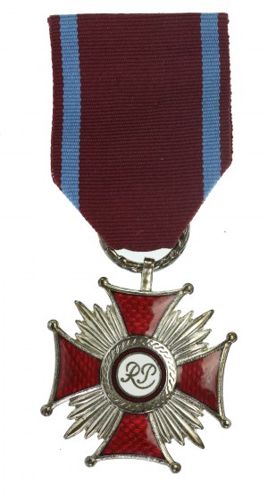 Troisième République, Croix du mérite d'argent et de bronze avec cartes d'identité 2010 et 2015. (581)